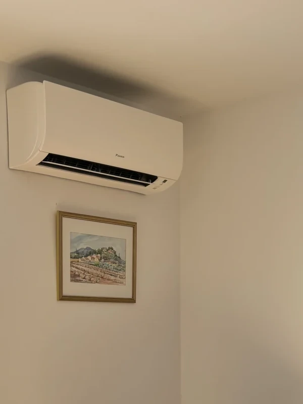 Climatisation réversible installée par AXPC à Vedène